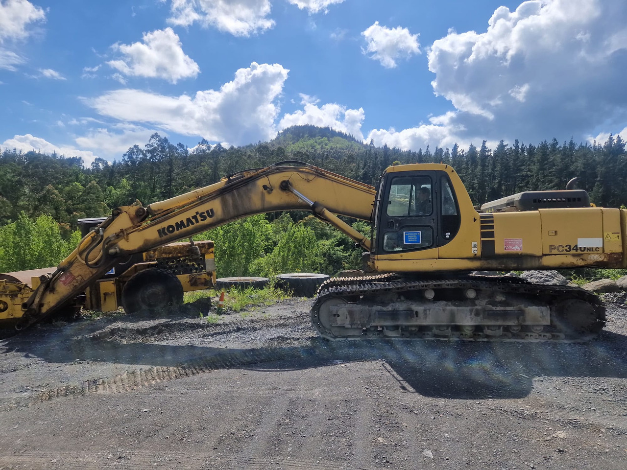 KOMATSU PC 340.6 - Excavadora de cadenas: foto 1 KOMATSU PC 340.6 - Excavadora de cadenas: foto 1