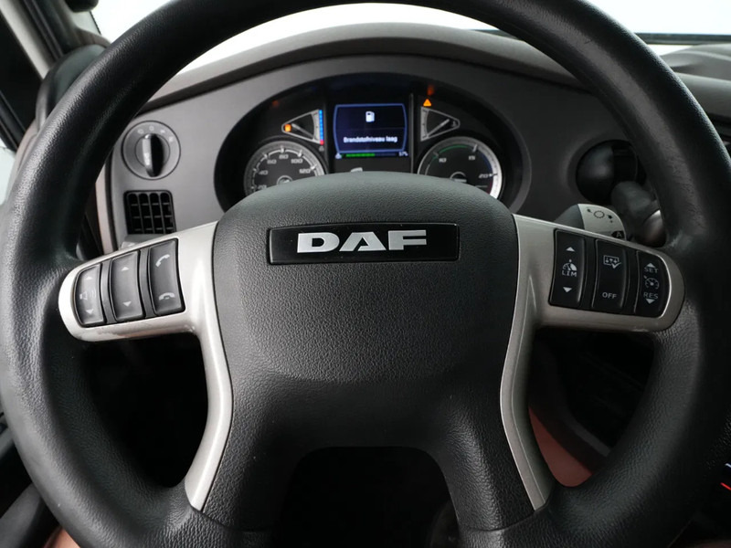 Cabeza tractora DAF XF 480 FT, Super Space Cab, Leather Interior, New Tacho: foto 13 Cabeza tractora DAF XF 480 FT, Super Space Cab, Leather Interior, New Tacho: foto 13