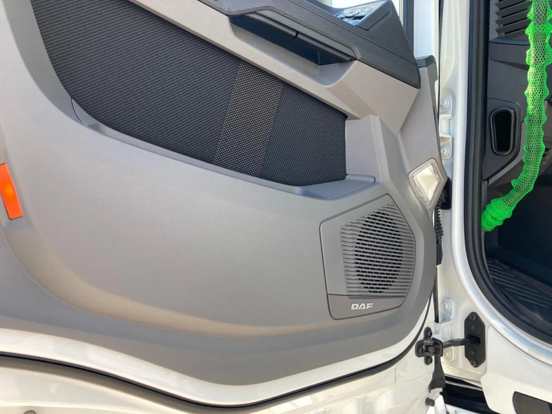 Leasing de DAF XD 450 FAN CHASSIS SLEEPER CAB PTO STEERING LIFTAXLE 480WB - NEW DAF XD 450 FAN CHASSIS SLEEPER CAB PTO STEERING LIFTAXLE 480WB - NEW: foto 16