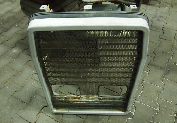 Części do Ciągnika Massey Ferguson MF 3000, 6000  Przedni grill maskę do Massey Ferguson serii 3000, 3100. 
z lampami - Parrilla para Maquinaria agrícola: foto 3 Części do Ciągnika Massey Ferguson MF 3000, 6000  Przedni grill maskę do Massey Ferguson serii 3000, 3100. 
z lampami - Parrilla para Maquinaria agrícola: foto 3