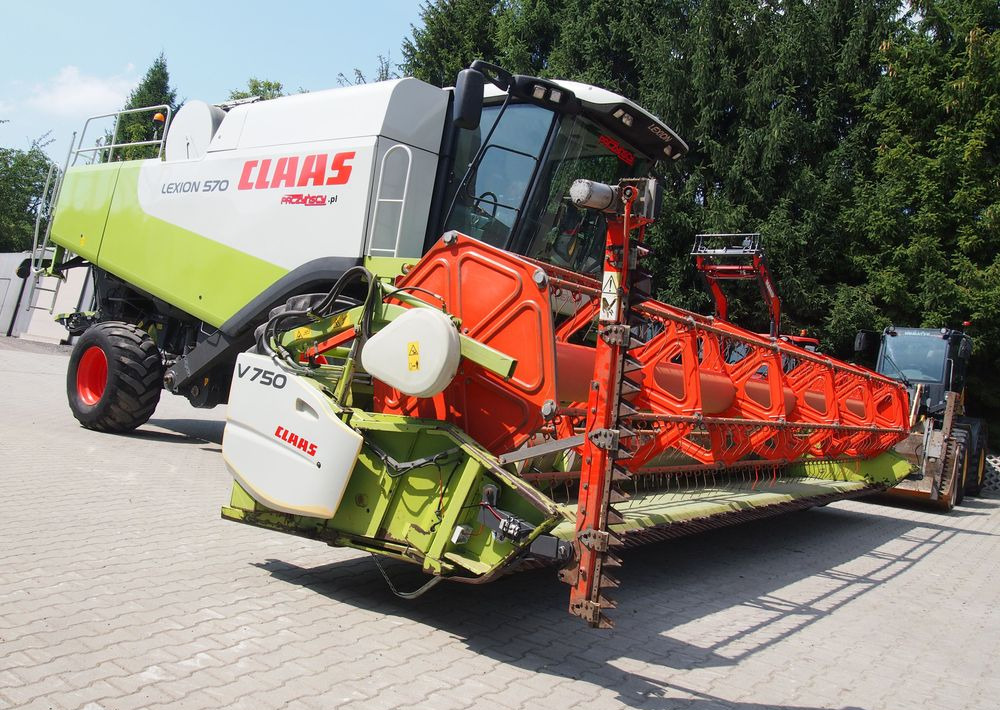 Kombajn zbożawy Claas Lexon 570  Kombajn zbożowy CLAAS LEXION 570+ heder VARIO 7,5m - Cosechadora de granos: foto 3 Kombajn zbożawy Claas Lexon 570  Kombajn zbożowy CLAAS LEXION 570+ heder VARIO 7,5m - Cosechadora de granos: foto 3