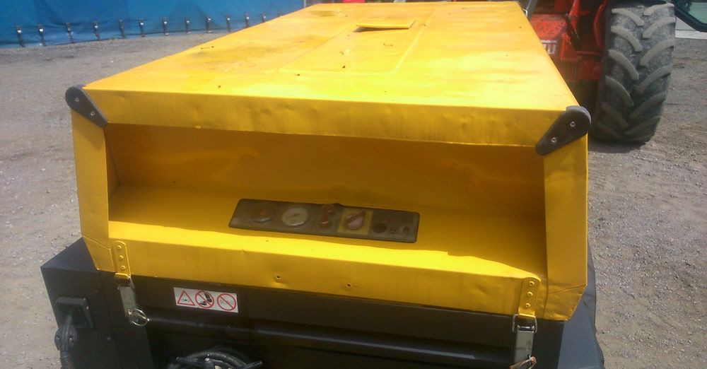 Kompresor Atlas Copco Atlas copco XAS 97 2015 Kompresor sprężarka śrubowa+ agregat prądotwórczy 12KVA - Compresor de aire: foto 5 Kompresor Atlas Copco Atlas copco XAS 97 2015 Kompresor sprężarka śrubowa+ agregat prądotwórczy 12KVA - Compresor de aire: foto 5