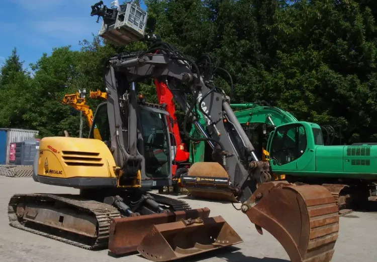 Koparka gąsienicowa Mecalac MC 714 2009 Koparka Mecalac - Excavadora de cadenas: foto 2 Koparka gąsienicowa Mecalac MC 714 2009 Koparka Mecalac - Excavadora de cadenas: foto 2