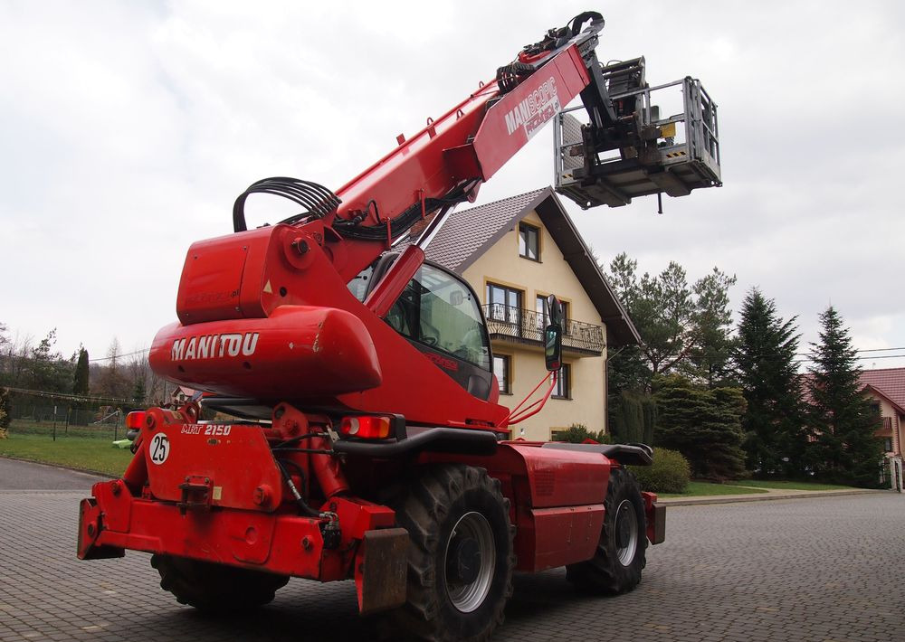 Ładowarka teleskopowa Manitou MRT 2150 Privilege MANITOU ważne UDT - Manipulador telescópico: foto 5 Ładowarka teleskopowa Manitou MRT 2150 Privilege MANITOU ważne UDT - Manipulador telescópico: foto 5
