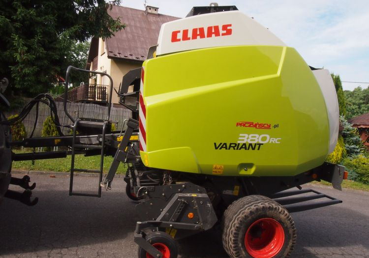 Prasa Claas VARIANT 380 RC  2014 Prasa rolująca z nożami i opuszczana podłoga - Rotoempacadora: foto 4 Prasa Claas VARIANT 380 RC  2014 Prasa rolująca z nożami i opuszczana podłoga - Rotoempacadora: foto 4
