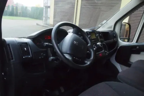 Samochody dostawcze Peugeot Boxer 2015 - Furgón: foto 5 Samochody dostawcze Peugeot Boxer 2015 - Furgón: foto 5