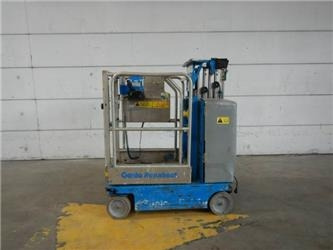 Genie GR15 - Plataforma de mástil vertical: foto 1 Genie GR15 - Plataforma de mástil vertical: foto 1