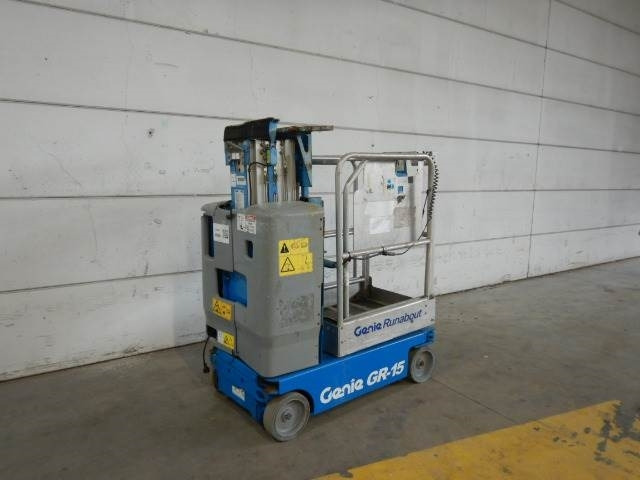 Genie GR15 - Plataforma de mástil vertical: foto 4 Genie GR15 - Plataforma de mástil vertical: foto 4