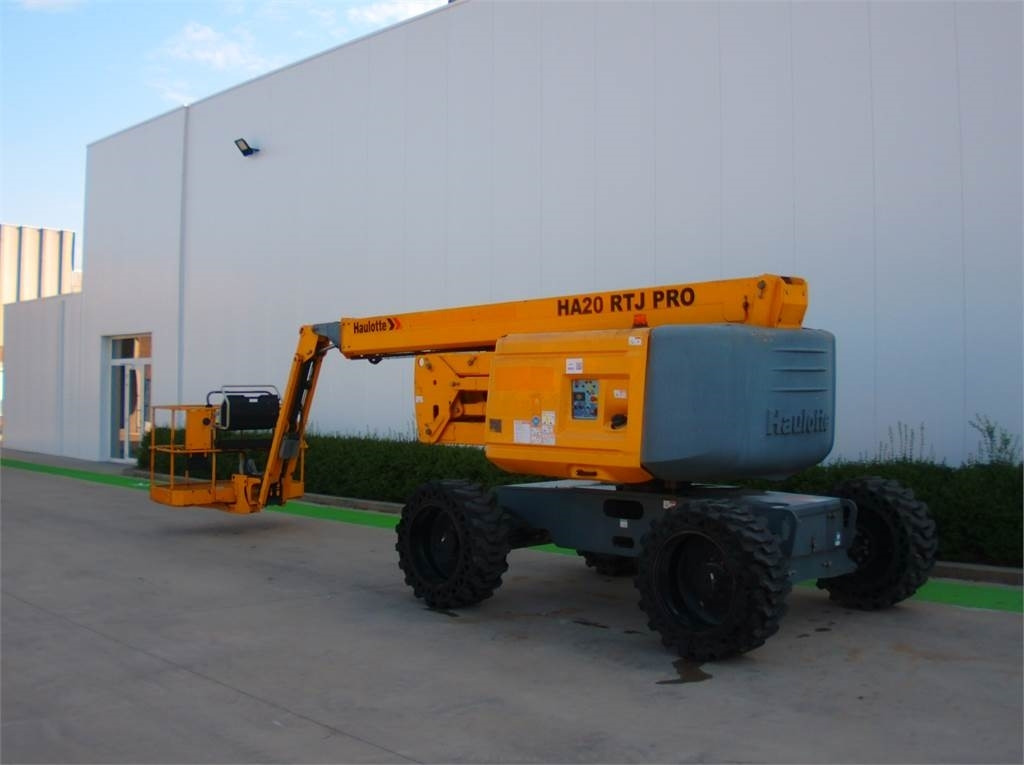 Haulotte HA20RTJ Pro - Plataforma articulada: foto 3 Haulotte HA20RTJ Pro - Plataforma articulada: foto 3