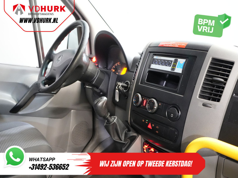 Mercedes-Benz Sprinter 313 2.2 CDI L2H2 €10.164 Incl. BTW BPM VRIJ! EXPORT Combi/ 9 Persoons/ Kombi/ 9P/ Airco/ Rolstoellift - Minibús, Furgoneta de pasajeros: foto 3 Mercedes-Benz Sprinter 313 2.2 CDI L2H2 €10.164 Incl. BTW BPM VRIJ! EXPORT Combi/ 9 Persoons/ Kombi/ 9P/ Airco/ Rolstoellift - Minibús, Furgoneta de pasajeros: foto 3