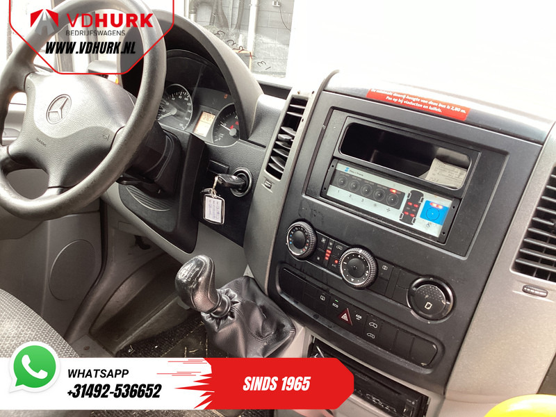 Mercedes-Benz Sprinter 313 2.2 CDI L2H2 €9.922 Incl. BTW BPM VRIJ! EXPORT ONLY Combi/ 9 Persoons/ Kombi/ 9P/ Airco/ Rolstoellift - Minibús, Furgoneta de pasajeros: foto 3 Mercedes-Benz Sprinter 313 2.2 CDI L2H2 €9.922 Incl. BTW BPM VRIJ! EXPORT ONLY Combi/ 9 Persoons/ Kombi/ 9P/ Airco/ Rolstoellift - Minibús, Furgoneta de pasajeros: foto 3