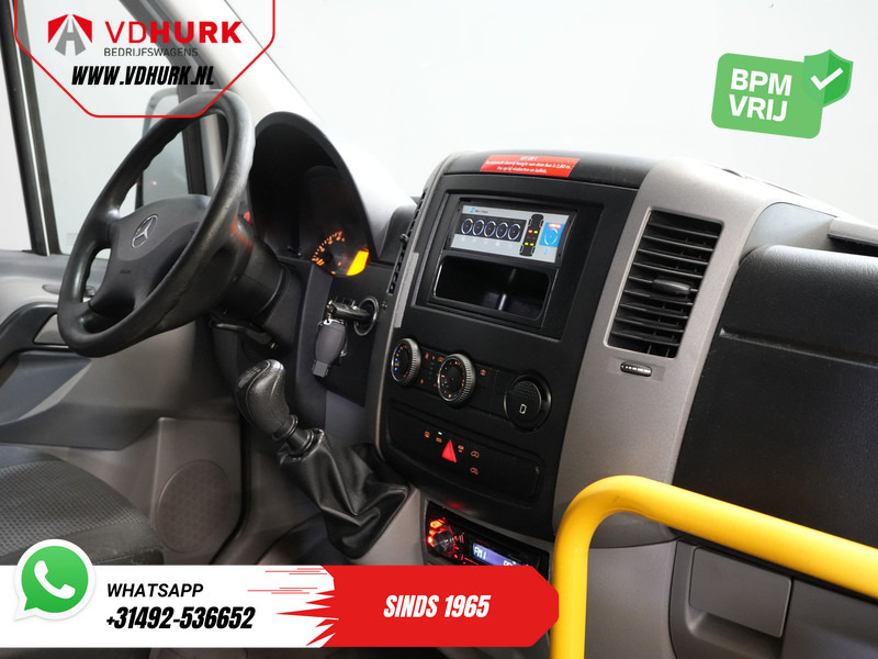 Mercedes-Benz Sprinter 313 2.2 CDI L2H2 €9922 Incl. BTW BPM VRIJ! EXPORT Combi/ 9 Persoons/ Kombi/ 9P/ Airco/ Rolstoellift - Minibús, Furgoneta de pasajeros: foto 3 Mercedes-Benz Sprinter 313 2.2 CDI L2H2 €9922 Incl. BTW BPM VRIJ! EXPORT Combi/ 9 Persoons/ Kombi/ 9P/ Airco/ Rolstoellift - Minibús, Furgoneta de pasajeros: foto 3