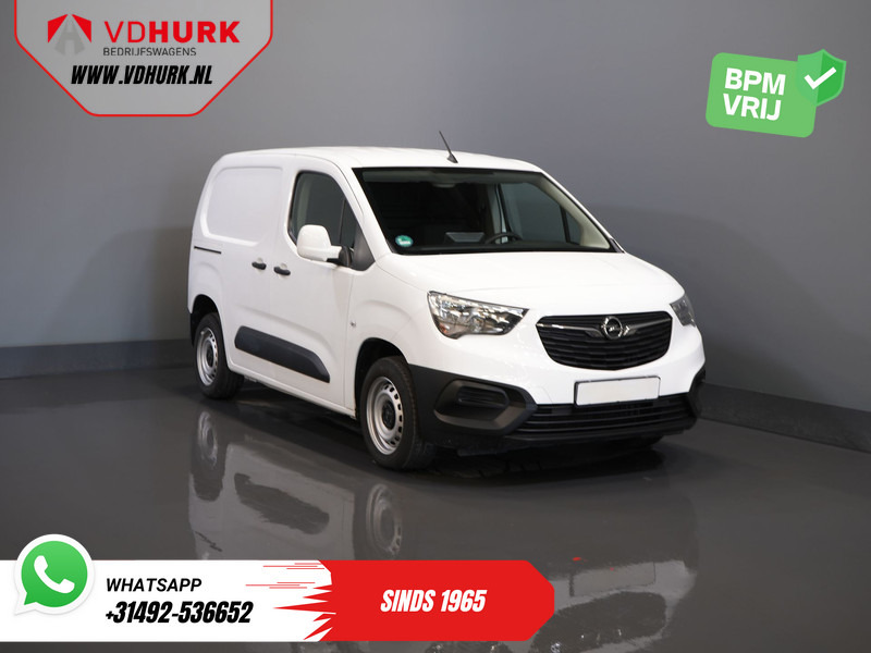 Opel Combo 1.5D 100 pk BPM VRIJ! Carplay/ Cruise/ Trekhaak/ Airco/ PDC - Furgoneta pequeña: foto 1 Opel Combo 1.5D 100 pk BPM VRIJ! Carplay/ Cruise/ Trekhaak/ Airco/ PDC - Furgoneta pequeña: foto 1