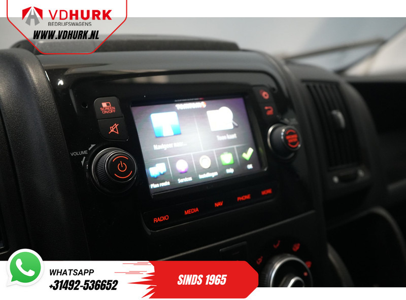 Furgoneta pequeña Peugeot Boxer 2.2 HDi 120 pk L2H2 BPM VRIJ! 2.5t Trekverm./ Navi/ PDC/ Cruise/ Airco: foto 19