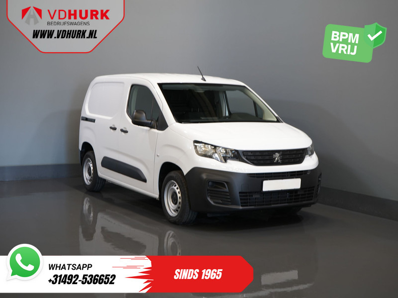 Peugeot Partner 1.2 Turbo 110 pk BPM VRIJ/ BENZINE/ PDC/ Cruise/ Airco - Furgoneta pequeña: foto 1 Peugeot Partner 1.2 Turbo 110 pk BPM VRIJ/ BENZINE/ PDC/ Cruise/ Airco - Furgoneta pequeña: foto 1