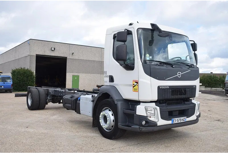 Diversen Volvo FL280 - Camión chasis: foto 2 Diversen Volvo FL280 - Camión chasis: foto 2