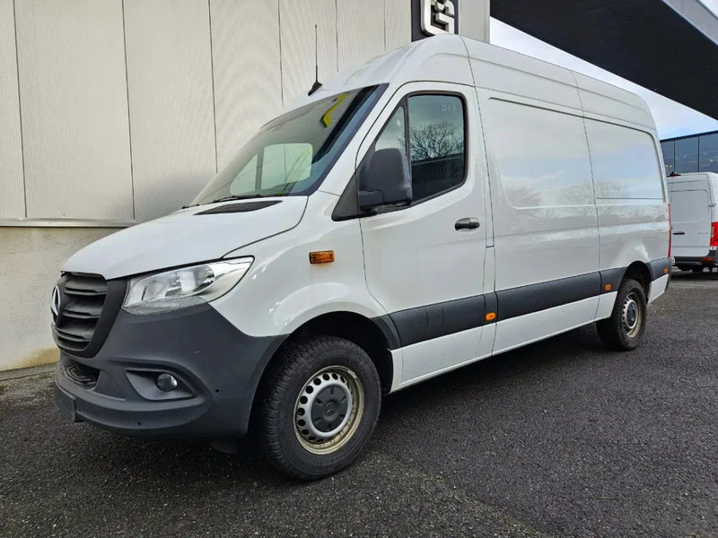 Mercedes-Benz Sprinter 317 L2H2*Achteruitrijcamera*360°camera*Zetelverwarming* - Furgón: foto 1 Mercedes-Benz Sprinter 317 L2H2*Achteruitrijcamera*360°camera*Zetelverwarming* - Furgón: foto 1