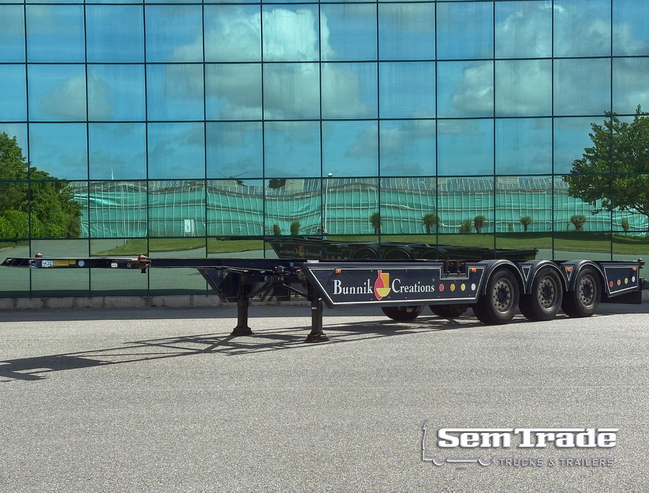 Burg BPO 13-27 Ccxlx 40" Galvanised Super Chassis SAF Axles Disc Brakes 2x Lift Axles 3 Pieces IN Stock Super Condition - Semirremolque portacontenedore/ Intercambiable: foto 1 Burg BPO 13-27 Ccxlx 40" Galvanised Super Chassis SAF Axles Disc Brakes 2x Lift Axles 3 Pieces IN Stock Super Condition - Semirremolque portacontenedore/ Intercambiable: foto 1