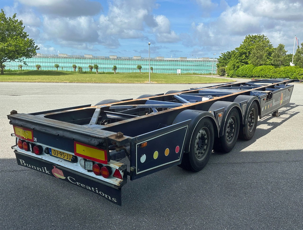 Burg BPO 13-27 Ccxlx 40" Galvanised Super Chassis SAF Axles Disc Brakes 2x Lift Axles 3 Pieces IN Stock Super Condition - Semirremolque portacontenedore/ Intercambiable: foto 4 Burg BPO 13-27 Ccxlx 40" Galvanised Super Chassis SAF Axles Disc Brakes 2x Lift Axles 3 Pieces IN Stock Super Condition - Semirremolque portacontenedore/ Intercambiable: foto 4