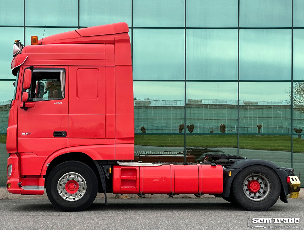 DAF XF 430 SC Euro 6 Only 460.000 KM Retarder - Intarder TOP Condition - Cabeza tractora: foto 2 DAF XF 430 SC Euro 6 Only 460.000 KM Retarder - Intarder TOP Condition - Cabeza tractora: foto 2