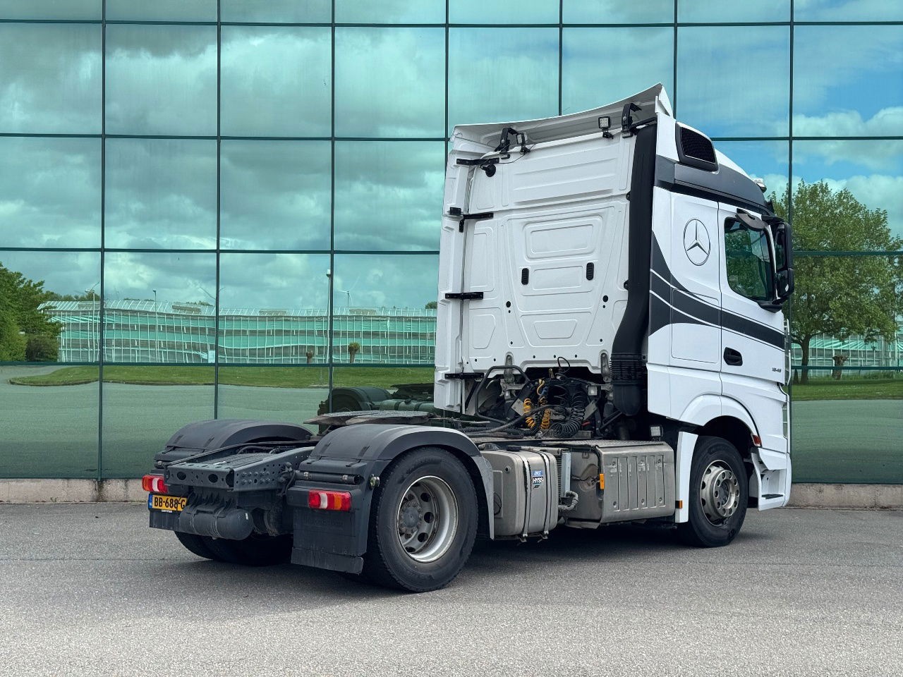 Mercedes-Benz Actros 1945 382.000 KM NEW TUV APK PTO + Hydraulics TOP Condition - Cabeza tractora: foto 4 Mercedes-Benz Actros 1945 382.000 KM NEW TUV APK PTO + Hydraulics TOP Condition - Cabeza tractora: foto 4
