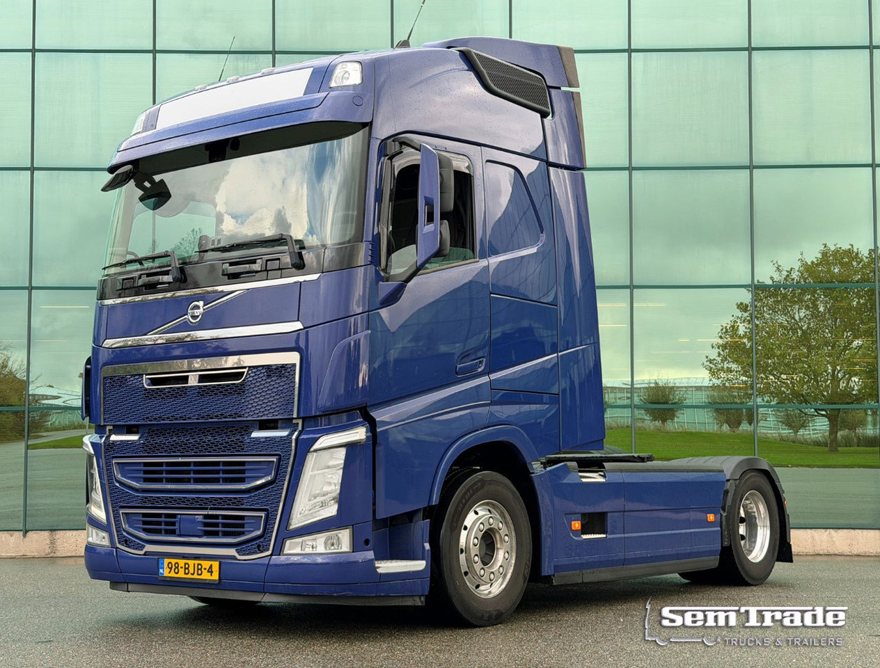 Volvo FH 460 Globetrotter 2x Tanks 811.000 KM TOP Condition NL Truck - Cabeza tractora: foto 1 Volvo FH 460 Globetrotter 2x Tanks 811.000 KM TOP Condition NL Truck - Cabeza tractora: foto 1