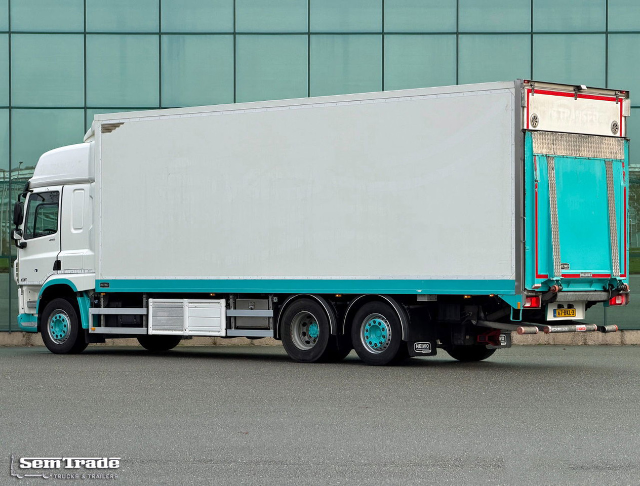 DAF CF 450 SC Heiwo Isolated BOX 875 x 250 x 275 INS. Carrier Cooling 340.000 KM Tail Lift Super Condition NEW APK - TUV - Camión frigorífico: foto 3 DAF CF 450 SC Heiwo Isolated BOX 875 x 250 x 275 INS. Carrier Cooling 340.000 KM Tail Lift Super Condition NEW APK - TUV - Camión frigorífico: foto 3