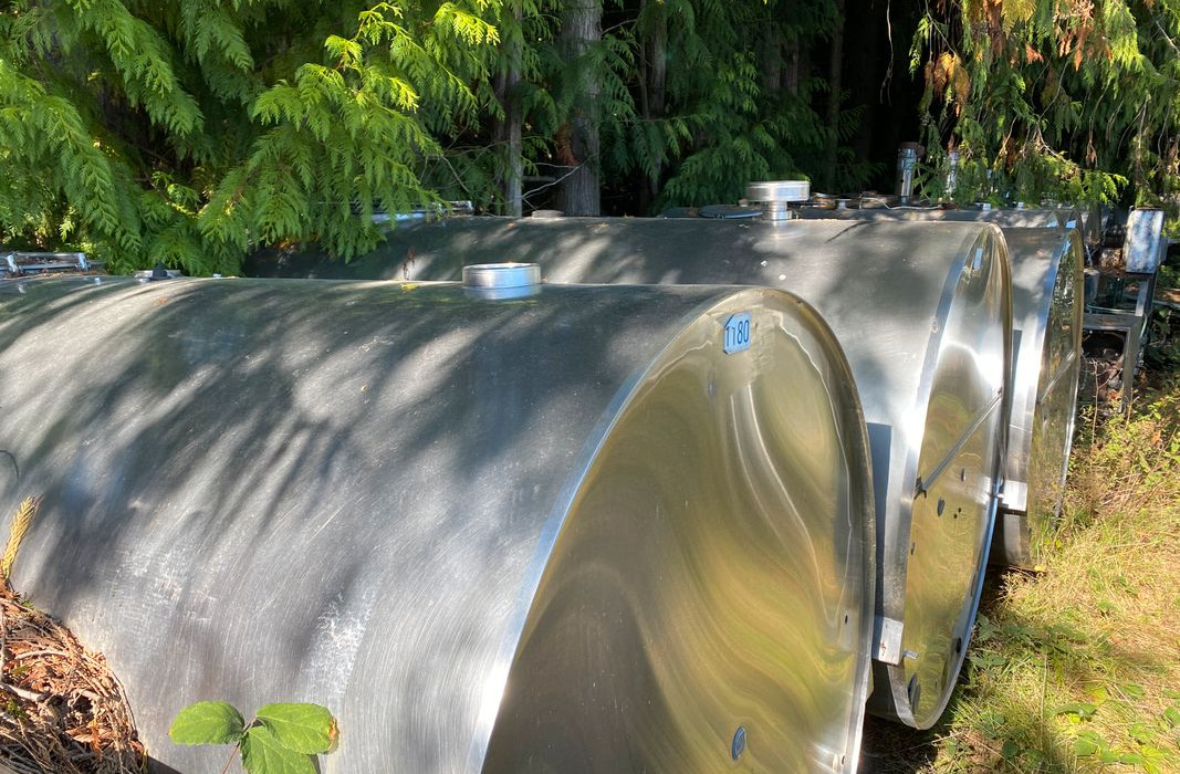 Tanks à lait inox, Bacs inox diverses dimensions,Plonges inox,armoires inox,reserves eau pluviale, - Tanque de almacenamiento: foto 5 Tanks à lait inox, Bacs inox diverses dimensions,Plonges inox,armoires inox,reserves eau pluviale, - Tanque de almacenamiento: foto 5