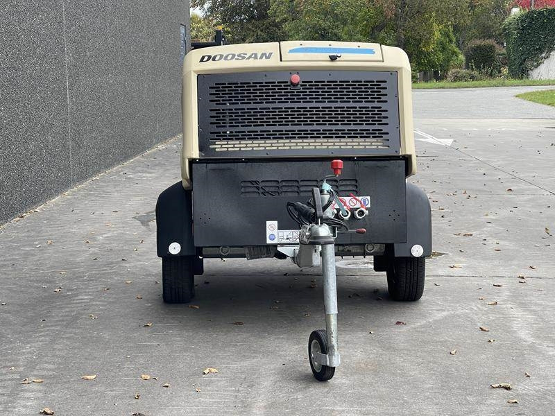 Doosan 7 / 25 - G - N - Compresor de aire: foto 2 Doosan 7 / 25 - G - N - Compresor de aire: foto 2