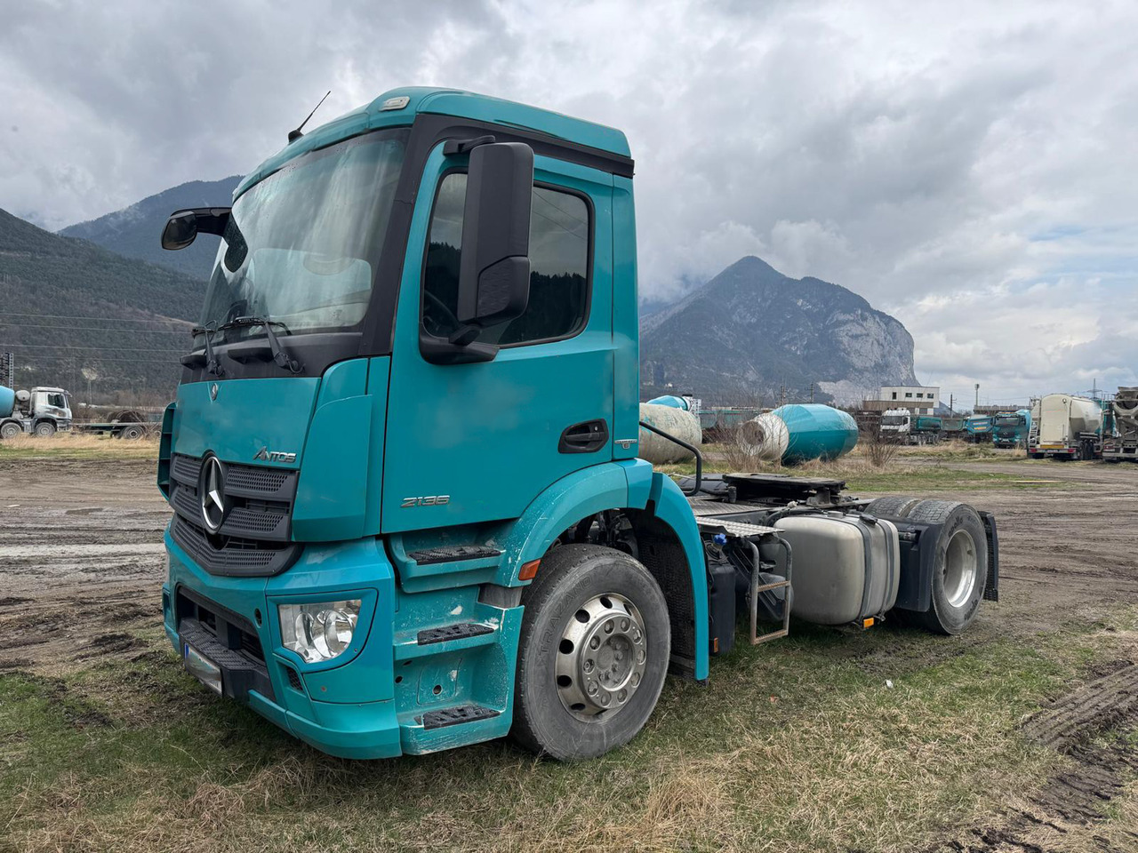Mercedes Antos 2136 - Cabeza tractora: foto 1 Mercedes Antos 2136 - Cabeza tractora: foto 1
