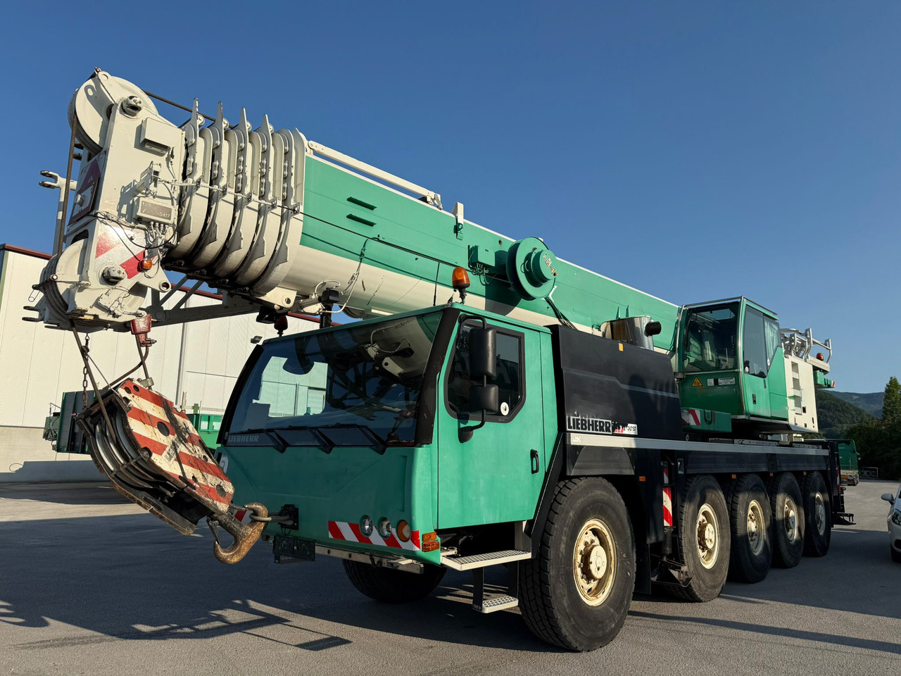 LIEBHERR LTM 1100-5.2 - Autogrúa: foto 1 LIEBHERR LTM 1100-5.2 - Autogrúa: foto 1