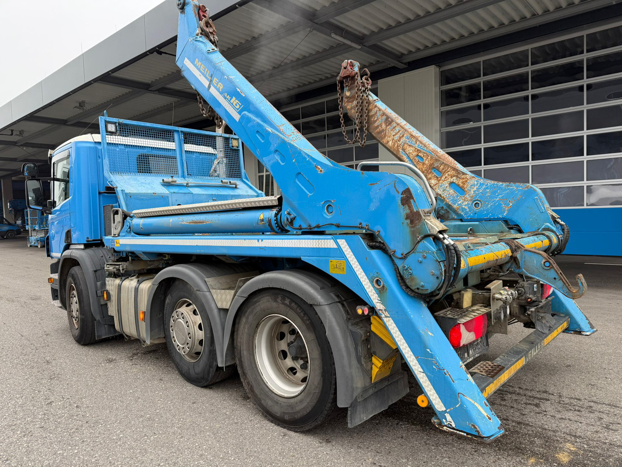 SCANIA P450 6x2 + AK16N TC - Camión portacontenedor de cadenas: foto 3 SCANIA P450 6x2 + AK16N TC - Camión portacontenedor de cadenas: foto 3