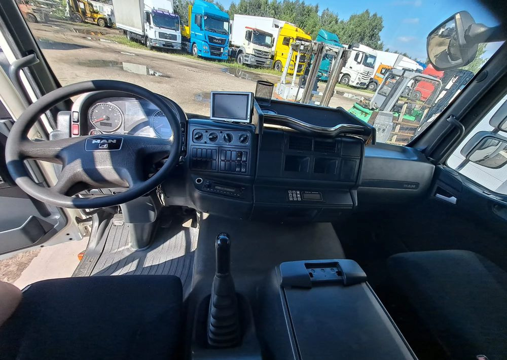 Camión frigorífico MAN TGL 12.220 Chłodnia agregat WKD-II SR: foto 16