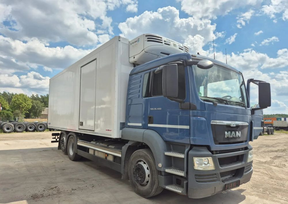 MAN TGS 26.400 Euro 5 Hakówka Agregat Thermo King MD300 - Camión frigorífico: foto 2 MAN TGS 26.400 Euro 5 Hakówka Agregat Thermo King MD300 - Camión frigorífico: foto 2