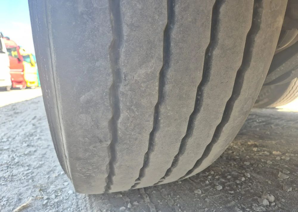 Semirremolque piso movil Stas Naczepa STAS ruchoma podłoga 92m: foto 13 Semirremolque piso movil Stas Naczepa STAS ruchoma podłoga 92m: foto 13