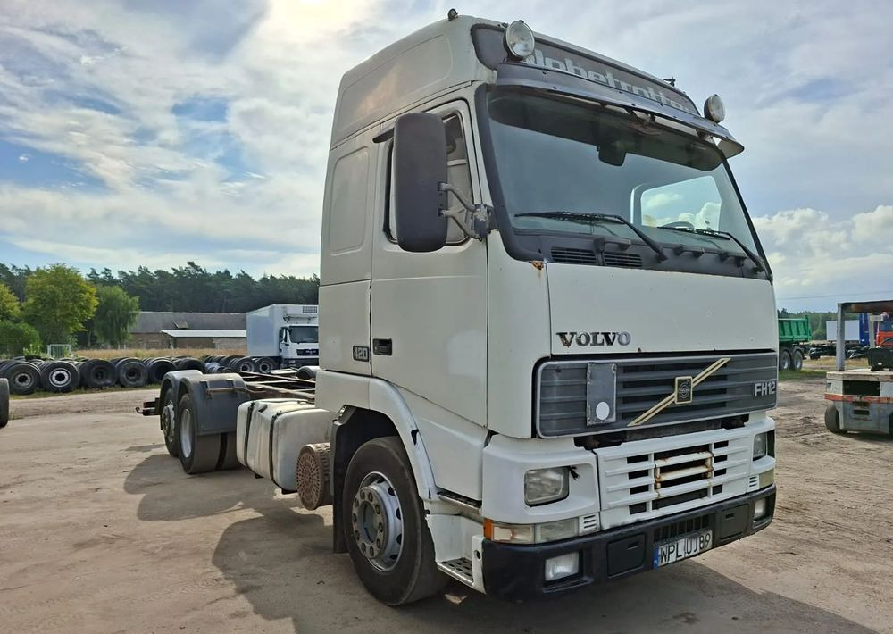 Volvo FH 420 6x2 - Camión chasis: foto 2 Volvo FH 420 6x2 - Camión chasis: foto 2