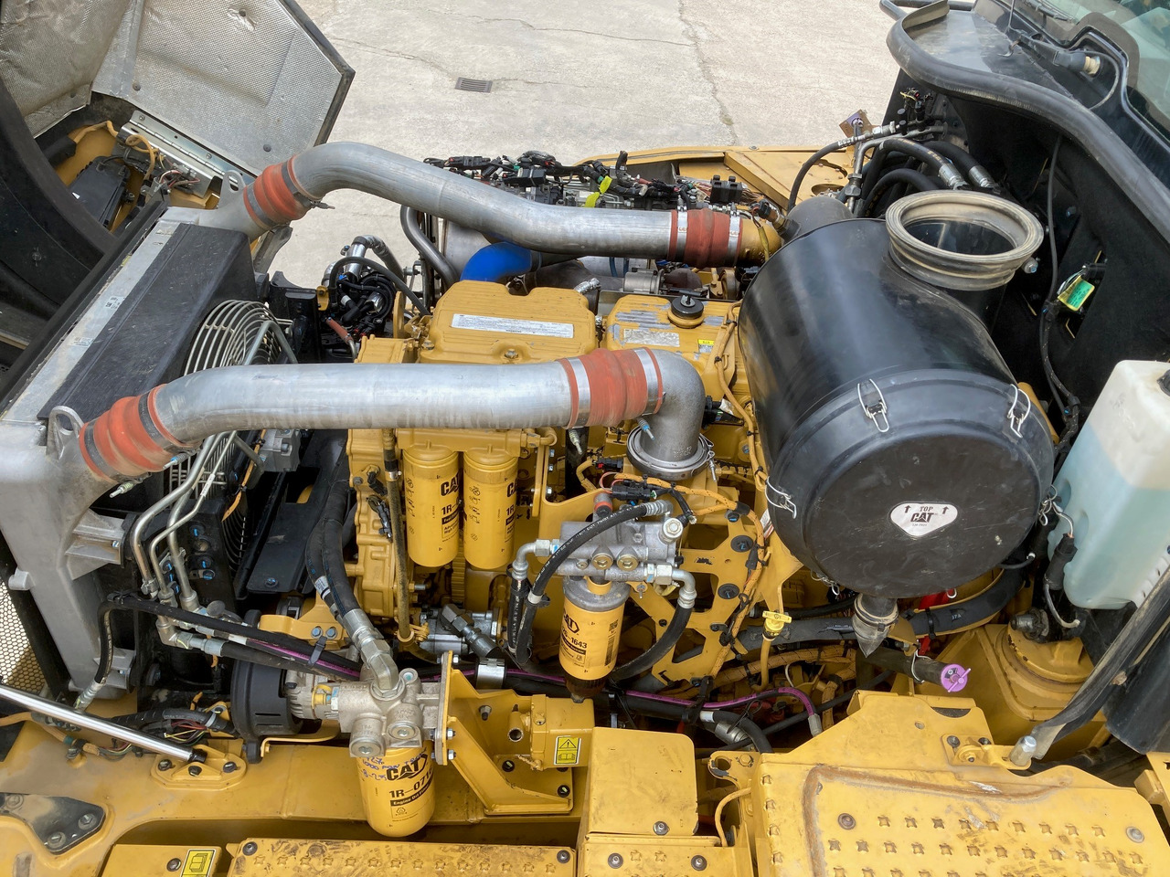 Dúmper articulado CATERPILLAR 745: foto 7