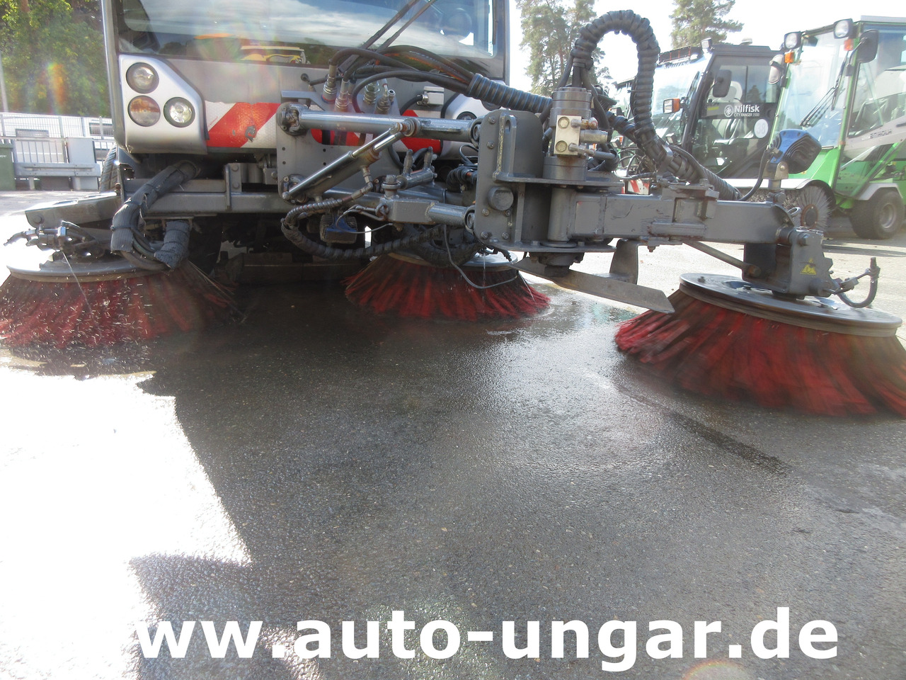 Boschung S3 Kehrmaschine urban sweeper Wildkrautbesen Allradlenkung - Barredora vial: foto 5 Boschung S3 Kehrmaschine urban sweeper Wildkrautbesen Allradlenkung - Barredora vial: foto 5