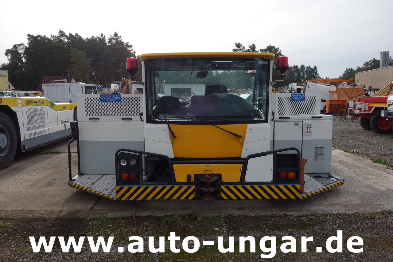 Goldhofer AST-1X 1360 Allradlenkung 6x6 towbarless Pushback Airbus A380 Deutz TCD 2015 V08 - 1.360PS - Remolcador de aviones: foto 2 Goldhofer AST-1X 1360 Allradlenkung 6x6 towbarless Pushback Airbus A380 Deutz TCD 2015 V08 - 1.360PS - Remolcador de aviones: foto 2