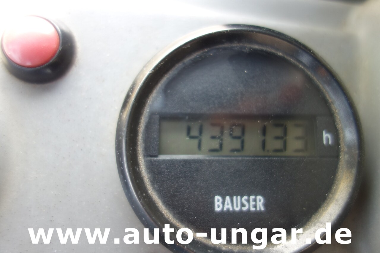 Barredora vial Hako CityMaster CM 1250 Baujahr 2014 Kehrmaschine 4x4: foto 15