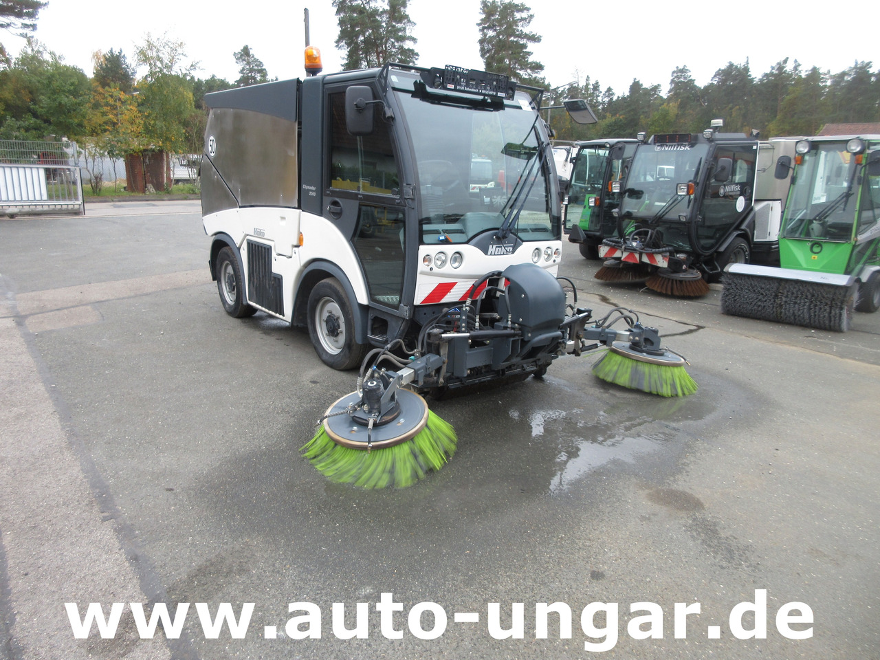 Hako Citymaster CM 2000 Kehrmaschine 4-Rad-Lenkung VW Diesel Motor - Barredora vial: foto 1 Hako Citymaster CM 2000 Kehrmaschine 4-Rad-Lenkung VW Diesel Motor - Barredora vial: foto 1