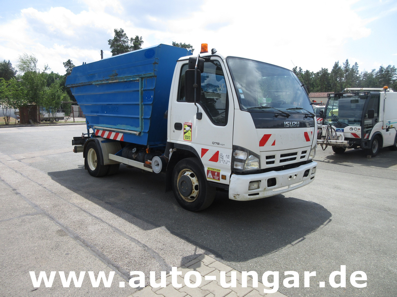 ISUZU NQR Smoother Q75 Y07 Müllwagen 8m³ TECNO 7.500kg Kipper Presse Lifter - Camión de basura: foto 1 ISUZU NQR Smoother Q75 Y07 Müllwagen 8m³ TECNO 7.500kg Kipper Presse Lifter - Camión de basura: foto 1