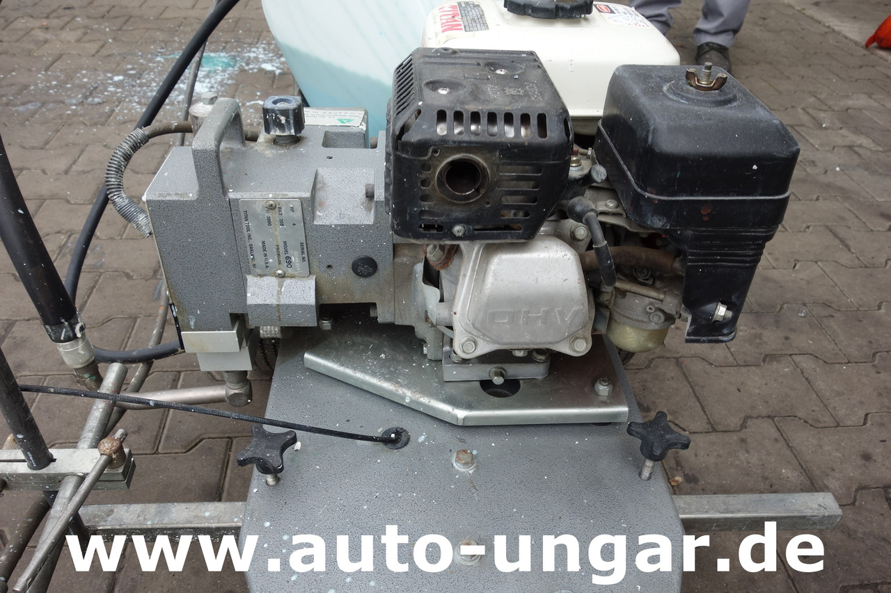 Titan Promark 690 Graco LineLazer Airless Roadmarking Machine Markiermaschine - Construcción de carreteras: foto 4 Titan Promark 690 Graco LineLazer Airless Roadmarking Machine Markiermaschine - Construcción de carreteras: foto 4