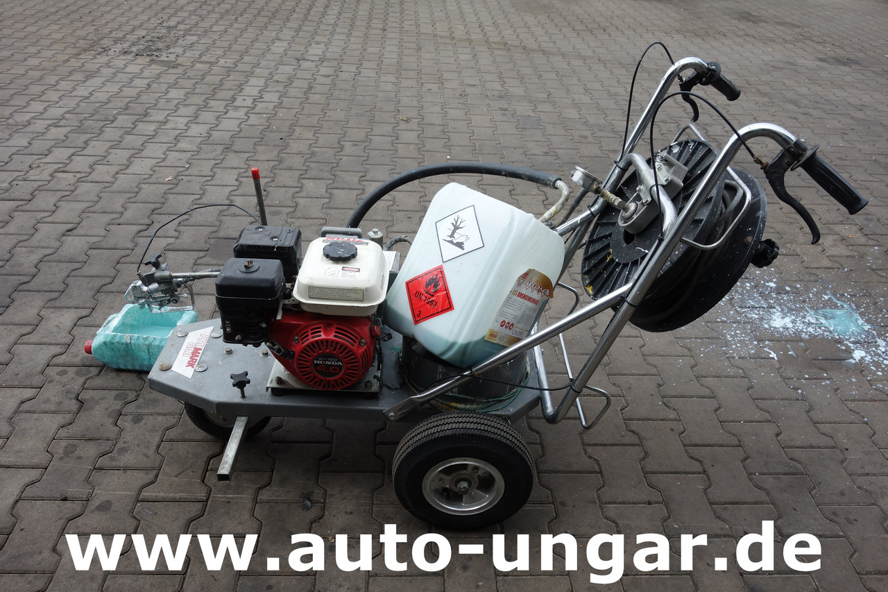 Titan Promark 690 Graco LineLazer Airless Roadmarking Machine Markiermaschine - Construcción de carreteras: foto 2 Titan Promark 690 Graco LineLazer Airless Roadmarking Machine Markiermaschine - Construcción de carreteras: foto 2