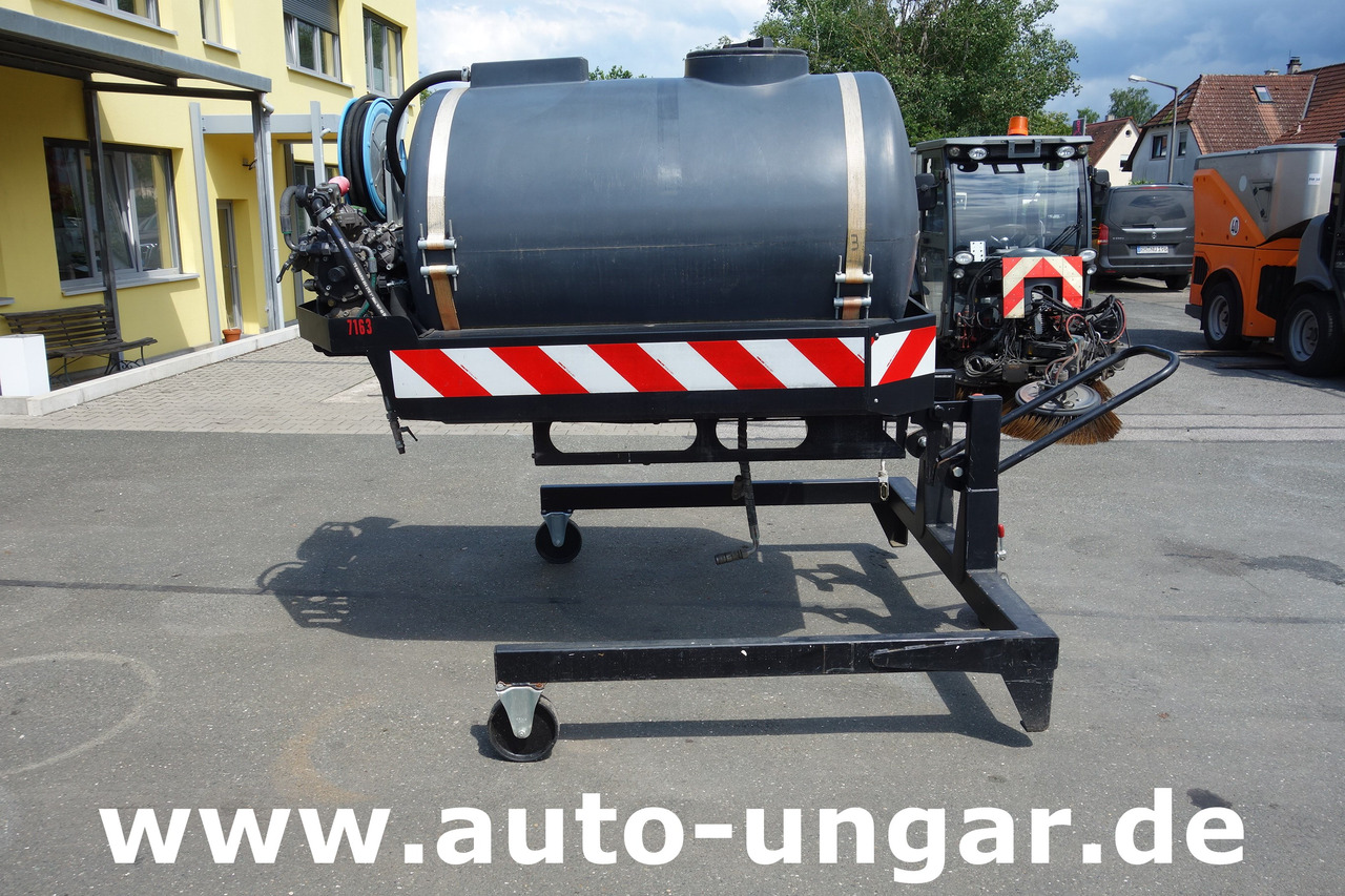 NILFISK CR3500 Wasserfass mit Pumpe + Schlauchhaspel Schmidt Multigo Schwemmaufbau - Vehículo municipal: foto 4 NILFISK CR3500 Wasserfass mit Pumpe + Schlauchhaspel Schmidt Multigo Schwemmaufbau - Vehículo municipal: foto 4