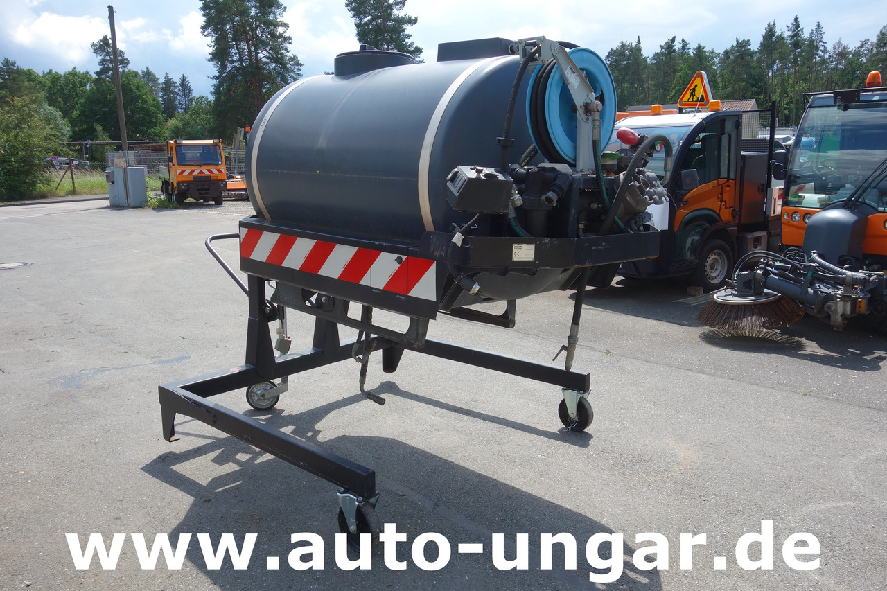 NILFISK CR3500 Wasserfass mit Pumpe + Schlauchhaspel Schmidt Multigo Schwemmaufbau - Vehículo municipal: foto 1 NILFISK CR3500 Wasserfass mit Pumpe + Schlauchhaspel Schmidt Multigo Schwemmaufbau - Vehículo municipal: foto 1
