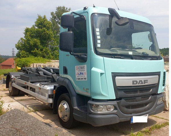 DAF 12t LF180 FA - Camión multibasculante: foto 2 DAF 12t LF180 FA - Camión multibasculante: foto 2