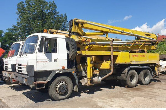 Schwing 2x! 25m BPL 601 +6x6 Tatra 815 (DOCS/KFZ MACHINE +1 no docs/kein - Camión bomba de hormigón: foto 3 Schwing 2x! 25m BPL 601 +6x6 Tatra 815 (DOCS/KFZ MACHINE +1 no docs/kein - Camión bomba de hormigón: foto 3