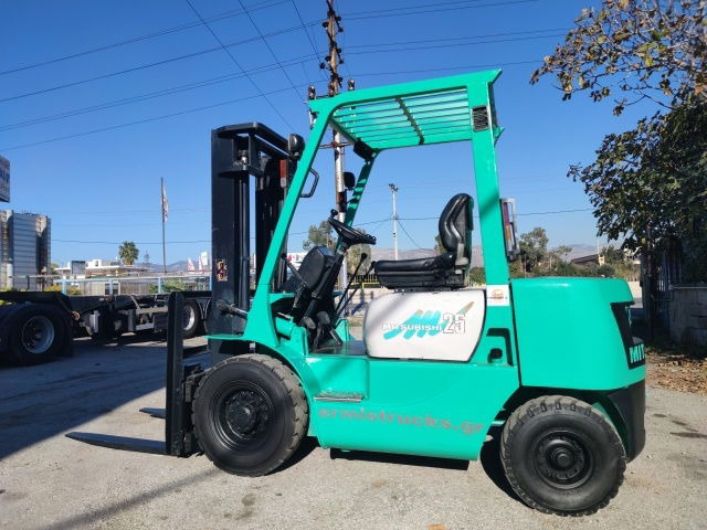 Mitsubishi 2.5TON - Carretilla elevadora: foto 1 Mitsubishi 2.5TON - Carretilla elevadora: foto 1