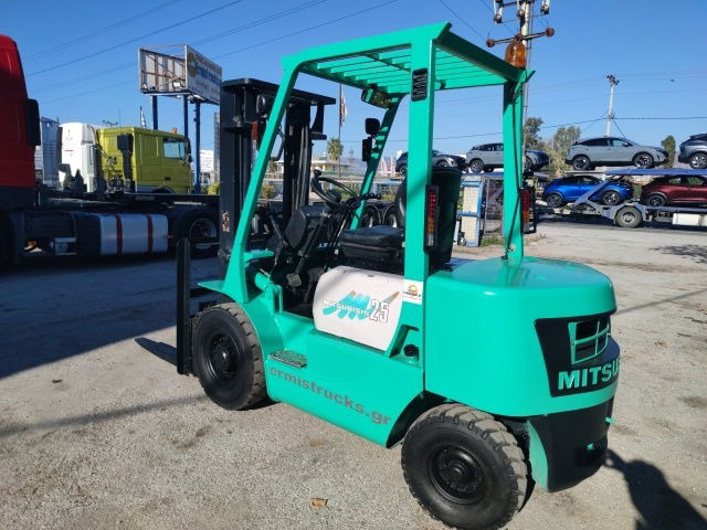 Mitsubishi 2.5TON - Carretilla elevadora: foto 2 Mitsubishi 2.5TON - Carretilla elevadora: foto 2